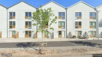 Lägenheter att hyra i Nykvarn - Bild från Google Street View Lägenheter att hyra i Nykvarn - Bild från Google Street View