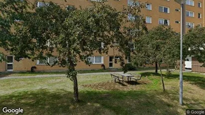 Lägenheter att hyra i Södertälje - Bild från Google Street View Lägenheter att hyra i Södertälje - Bild från Google Street View