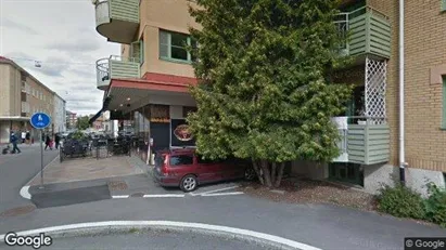 Lägenheter att hyra i Köping - Bild från Google Street View Lägenheter att hyra i Köping - Bild från Google Street View