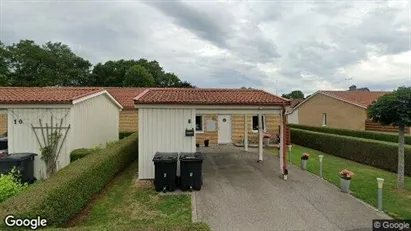 Lägenheter att hyra i Bromölla - Bild från Google Street View Lägenheter att hyra i Bromölla - Bild från Google Street View