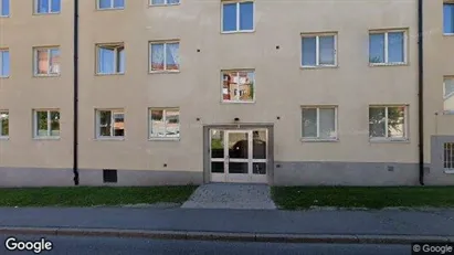 Lägenheter att hyra i Södertälje - Bild från Google Street View Lägenheter att hyra i Södertälje - Bild från Google Street View