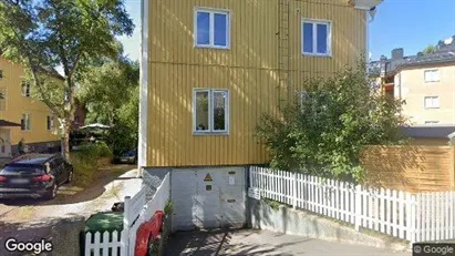 Lägenheter att hyra i Solna - Bild från Google Street View Lägenheter att hyra i Solna - Bild från Google Street View