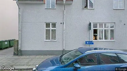 Lägenheter att hyra i Nybro - Bild från Google Street View Lägenheter att hyra i Nybro - Bild från Google Street View