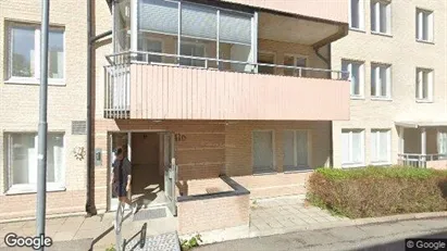 Lägenheter att hyra i Härnösand - Bild från Google Street View Lägenheter att hyra i Härnösand - Bild från Google Street View