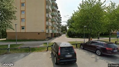 Lägenheter att hyra i Västerås - Bild från Google Street View Lägenheter att hyra i Västerås - Bild från Google Street View