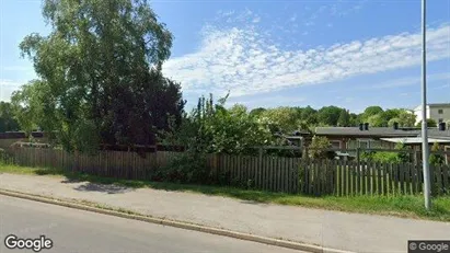 Lägenheter att hyra i Haninge - Bild från Google Street View Lägenheter att hyra i Haninge - Bild från Google Street View