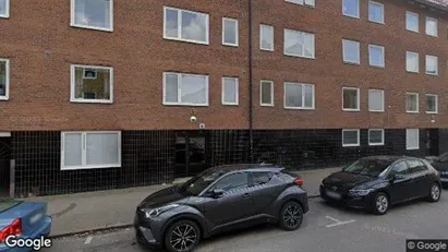 Lägenheter att hyra i Trollhättan - Bild från Google Street View Lägenheter att hyra i Trollhättan - Bild från Google Street View