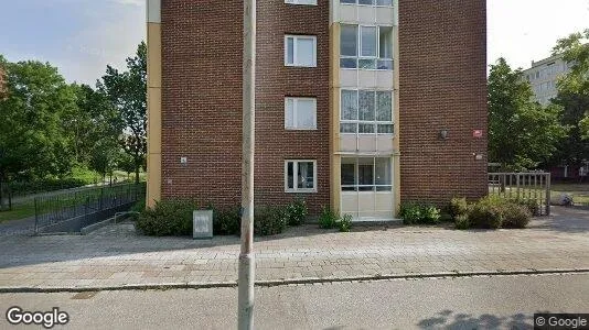 Lägenheter att hyra i Rosengård - Bild från Google Street View