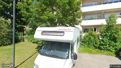 Lägenheter att hyra i Huddinge - Bild från Google Street View
