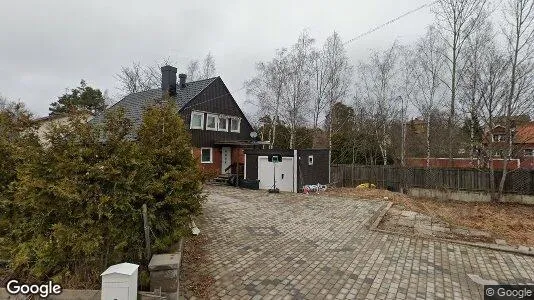 Lägenheter att hyra i Huddinge - Bild från Google Street View