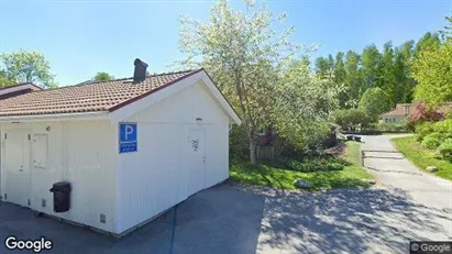 Lägenheter att hyra i Haninge - Bild från Google Street View