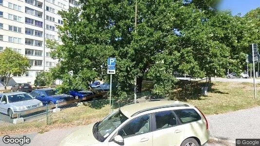 Lägenheter att hyra i Huddinge - Bild från Google Street View