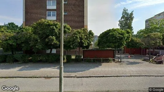 Lägenheter att hyra i Rosengård - Bild från Google Street View