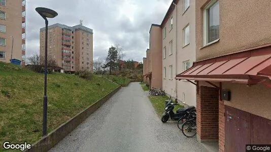 Lägenheter att hyra i Huddinge - Bild från Google Street View