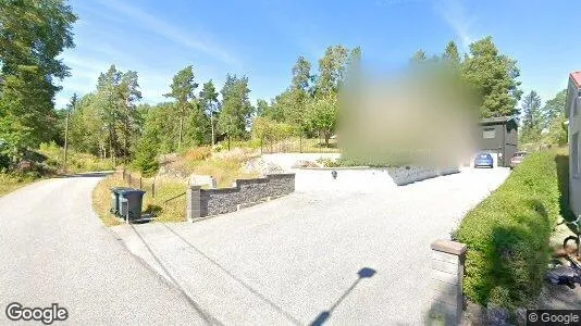 Lägenheter att hyra i Huddinge - Bild från Google Street View