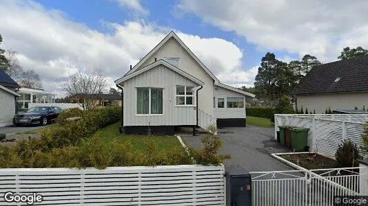 Lägenheter att hyra i Haninge - Bild från Google Street View