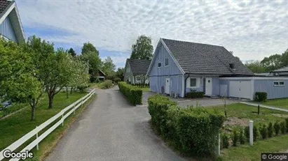 Lägenheter att hyra i Haninge - Bild från Google Street View