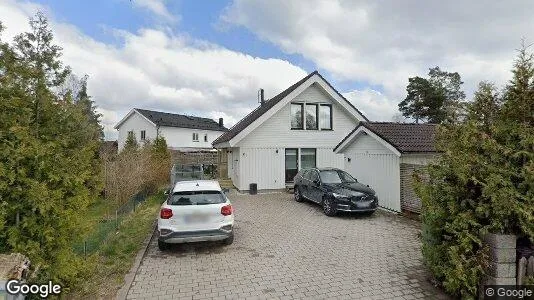 Lägenheter att hyra i Haninge - Bild från Google Street View