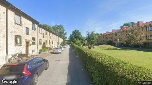 Lägenheter att hyra i Rosengård - Bild från Google Street View