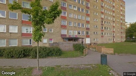 Lägenheter att hyra i Rosengård - Bild från Google Street View