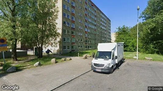 Lägenheter att hyra i Rosengård - Bild från Google Street View