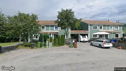 Lägenheter att hyra i Huddinge - Bild från Google Street View