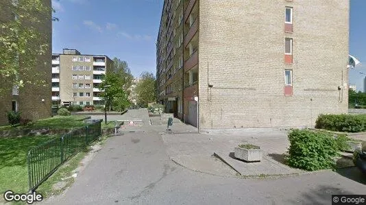 Lägenheter att hyra i Rosengård - Bild från Google Street View