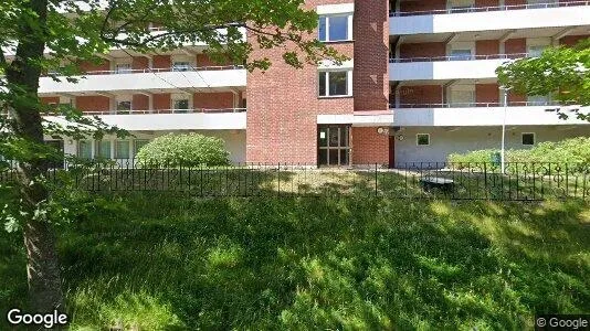 Lägenheter att hyra i Huddinge - Bild från Google Street View