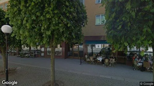 Lägenheter att hyra i Köping - Bild från Google Street View