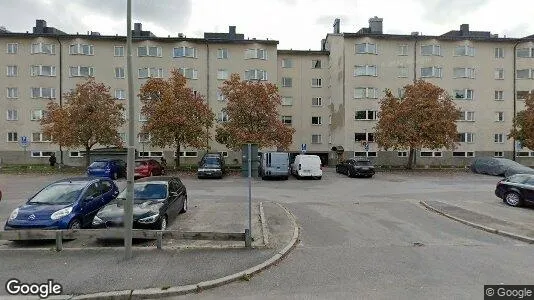 Lägenheter att hyra i Huddinge - Bild från Google Street View