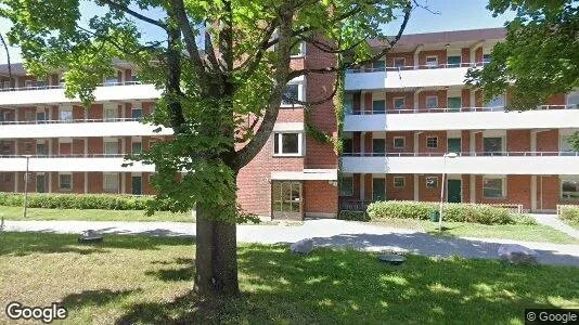Lägenheter att hyra i Huddinge - Bild från Google Street View