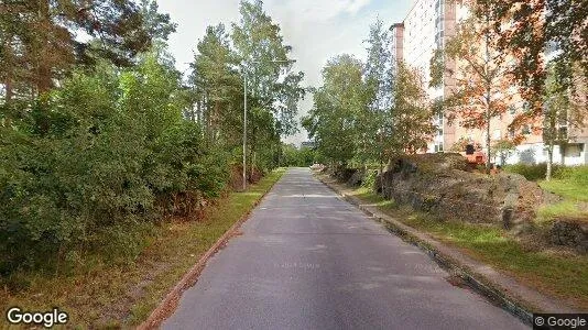 Lägenheter att hyra i Huddinge - Bild från Google Street View