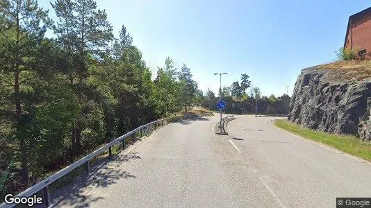 Lägenheter att hyra i Huddinge - Bild från Google Street View