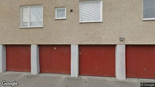 Lägenheter att hyra i Huddinge - Bild från Google Street View