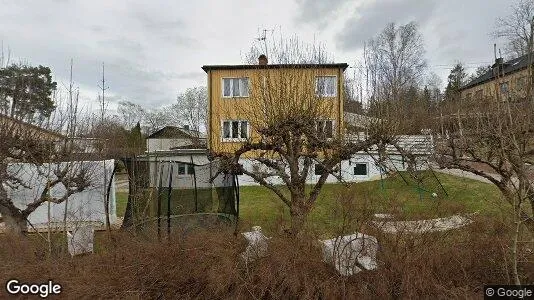Lägenheter att hyra i Huddinge - Bild från Google Street View