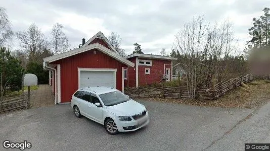 Lägenheter att hyra i Huddinge - Bild från Google Street View