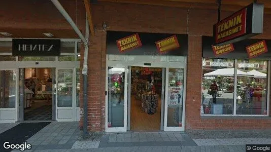 Lägenheter att hyra i Huddinge - Bild från Google Street View