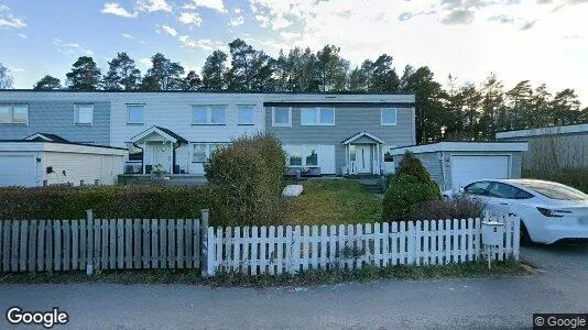Lägenheter att hyra i Upplands Väsby - Bild från Google Street View
