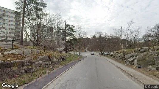 Lägenheter att hyra i Huddinge - Bild från Google Street View