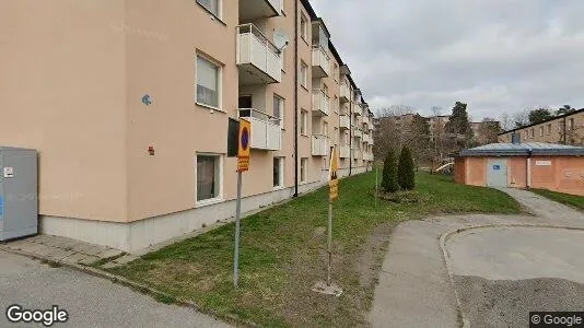 Lägenheter att hyra i Huddinge - Bild från Google Street View