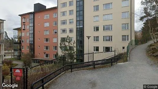 Lägenheter att hyra i Huddinge - Bild från Google Street View
