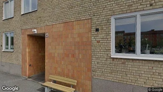 Lägenheter att hyra i Huddinge - Bild från Google Street View
