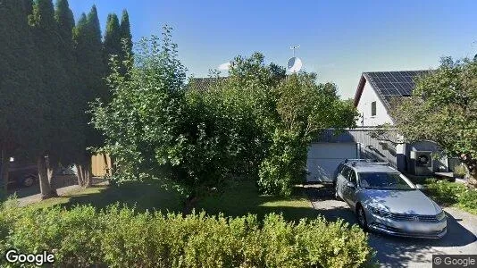 Lägenheter att hyra i Ekerö - Bild från Google Street View