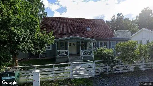 Lägenheter att hyra i Huddinge - Bild från Google Street View