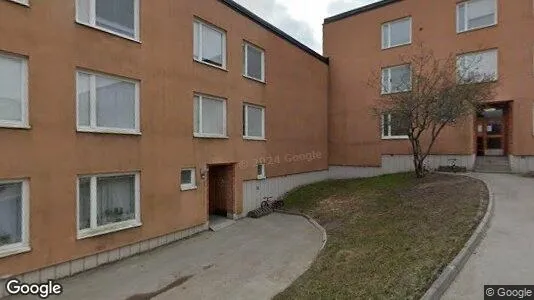 Lägenheter att hyra i Huddinge - Bild från Google Street View