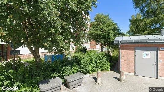 Lägenheter att hyra i Huddinge - Bild från Google Street View