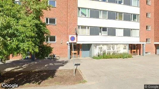 Lägenheter att hyra i Huddinge - Bild från Google Street View