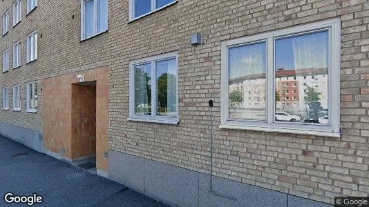 Lägenheter att hyra i Huddinge - Bild från Google Street View