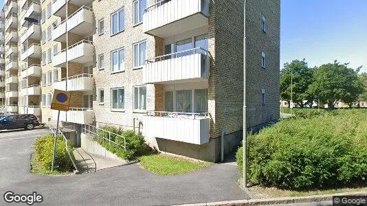 Lägenheter att hyra i Huddinge - Bild från Google Street View