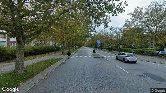 Lägenheter att hyra i Rosengård - Bild från Google Street View